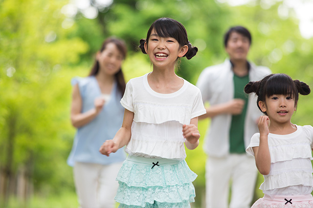 起床後前往東京迪士尼樂園®