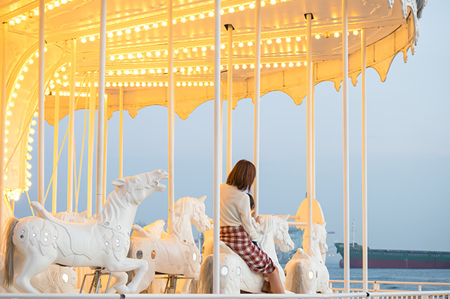 玩到天黑再回旅館